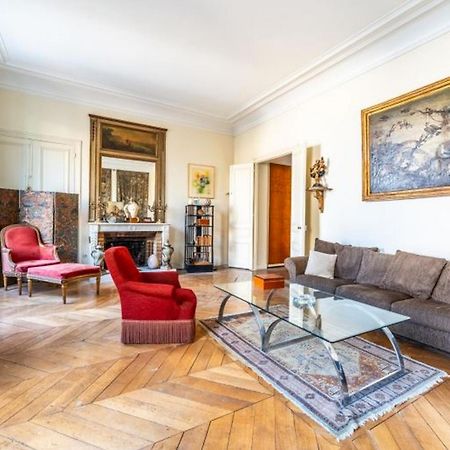 Reception Apartment With Stunning Views Paris Eksteriør billede